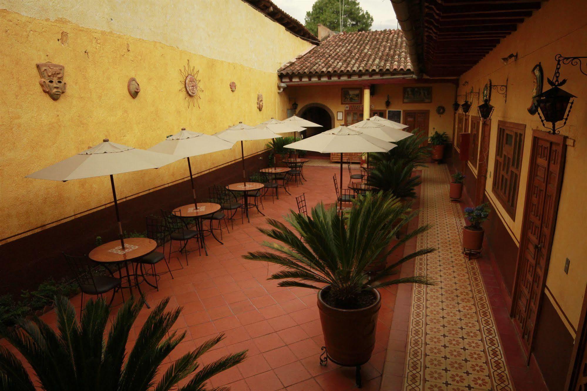 Posada De La Salud Patzcuaro Exterior photo