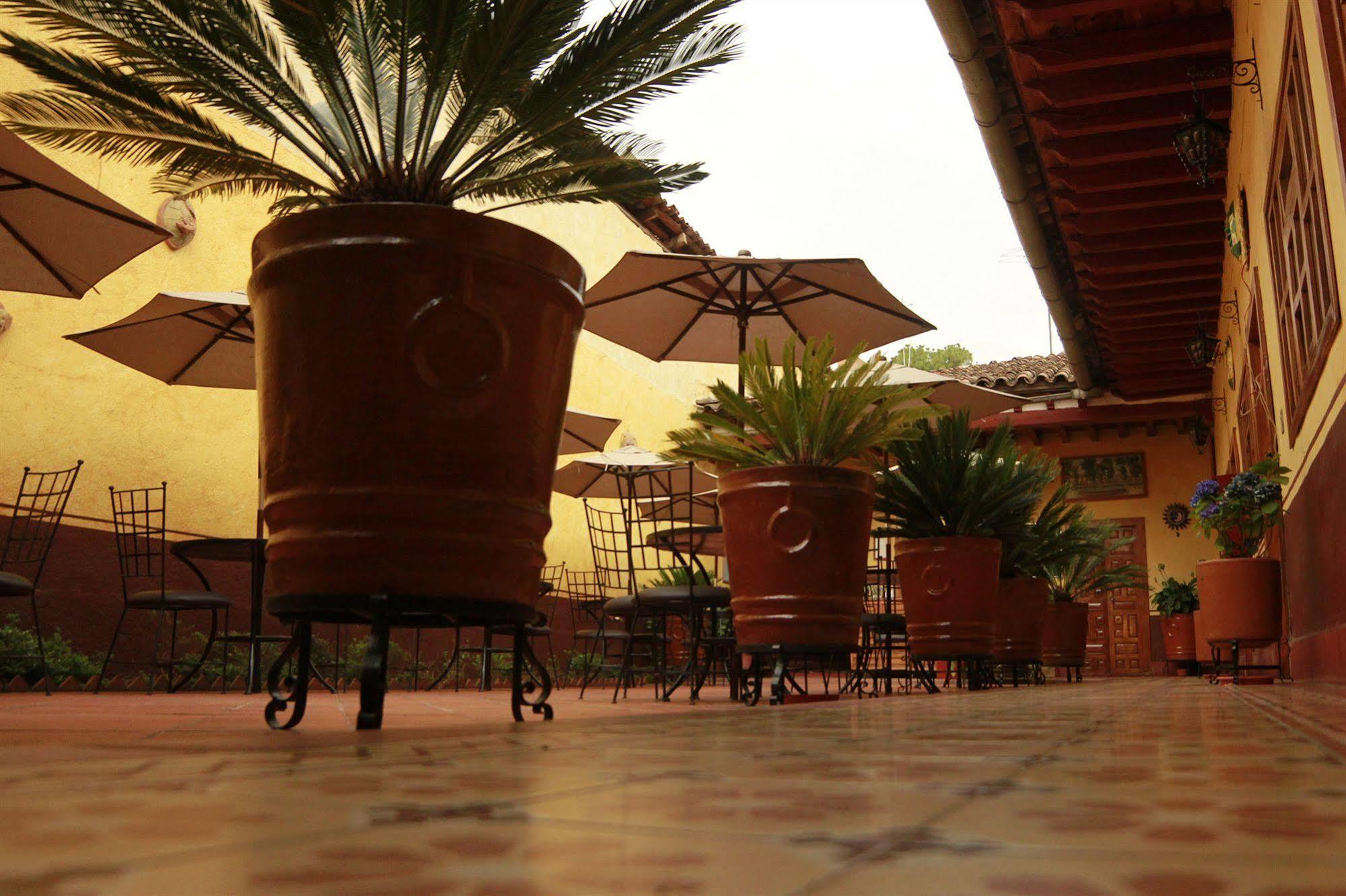Posada De La Salud Patzcuaro Exterior photo